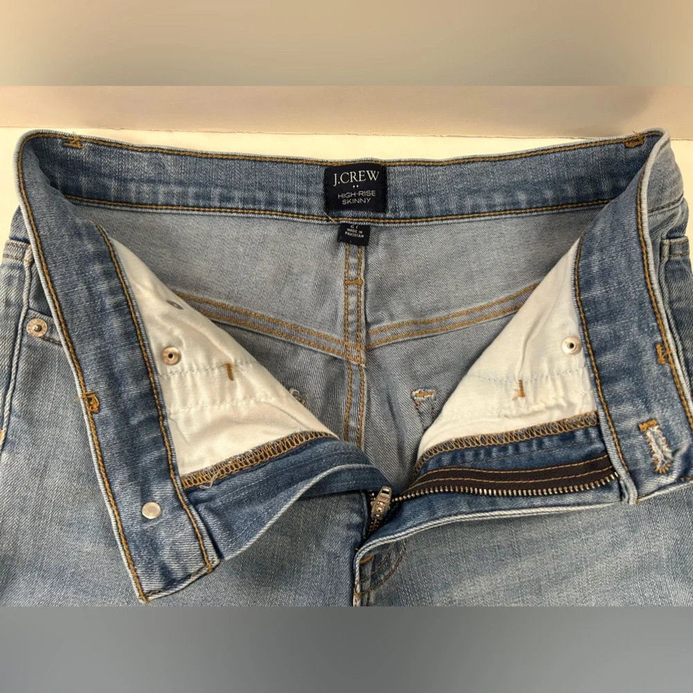 J CREW Women's High Rise Skinny Light Wash Jeans Size 27 - Picture 6 of 12